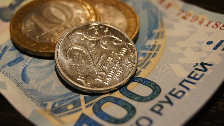 Прогноз: рубль отметит маленькую дедолларизационную сенсацию