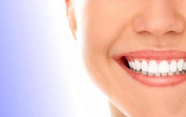 Стоматологи назвали продукт, который портит зубы