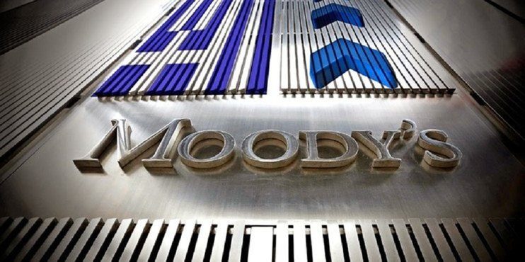 Moody's: ужесточение санкций США не приведет к понижению суверенного рейтинга России