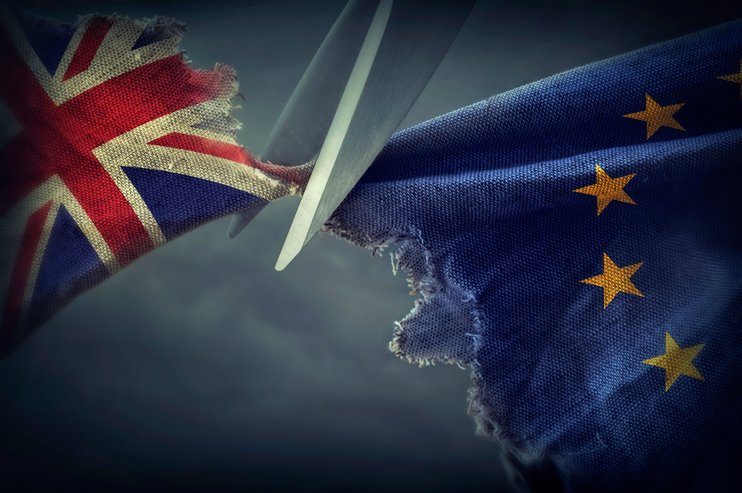 S&P: выход Британии из ЕС без полноценного соглашения приведет к рецессии и снижению рейтинга