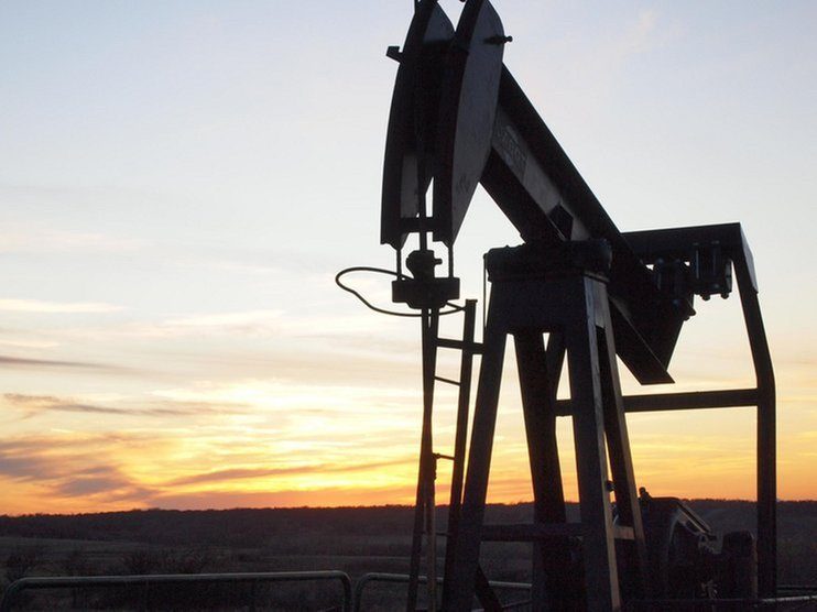Запасы нефти в США за неделю выросли на 0,8% - до 426 млн баррелей