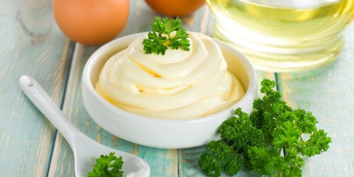 Медики назвали самые вредные для здоровья продукты