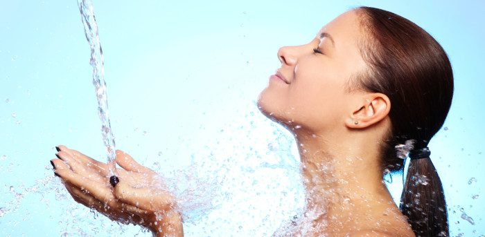 Дерматолог объяснил, какие продукты способствуют появлению морщин