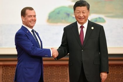 Медведев пожаловался на принципы современной экономики