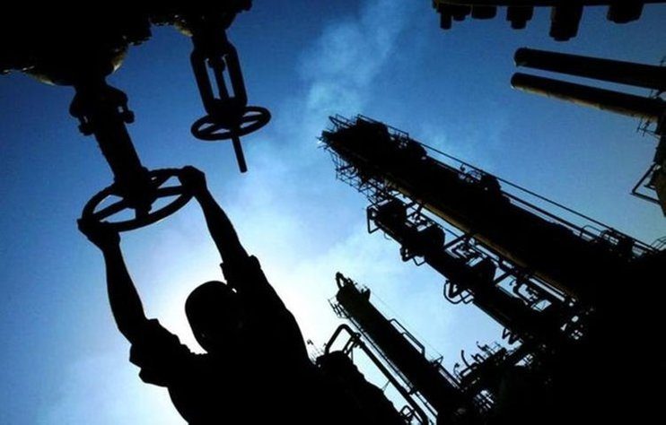 Запасы нефти в США за неделю выросли на 0,8% до 450,5 млн баррелей