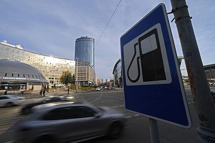 Цены на бензин пошли вверх после их заморозки правительством