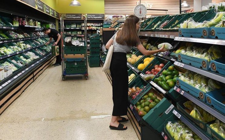 Розничные продажи в еврозоне в сентябре сохранились на уровне августа
