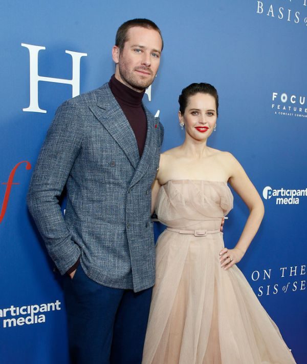 Невероятно нежная Фелисити Джонс в платье от Dior (ФОТО)