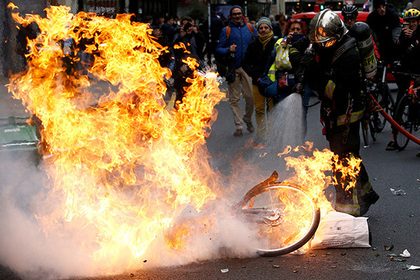 Кремль ответил на обвинения в причастности к беспорядкам во Франции