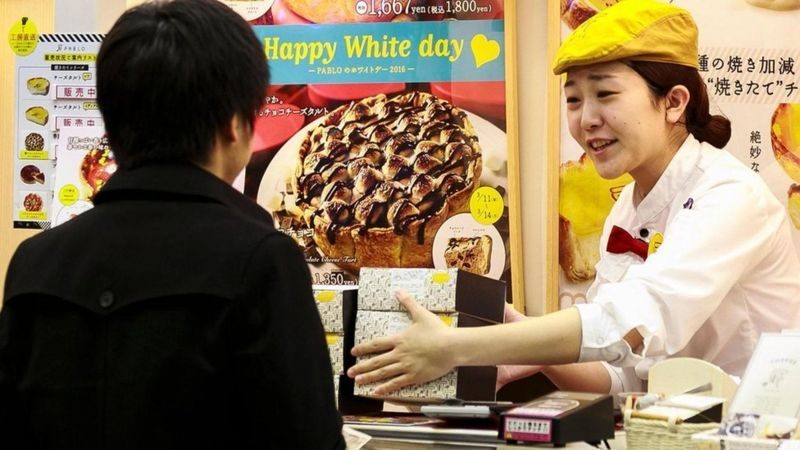 Белый день в Японии - почему этот праздник так раздражает мужчин