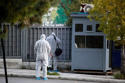 В российское посольство в Греции бросили гранату
