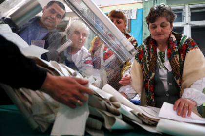 Крымчане поехали выбирать президента Украины и столкнулись со сложностями