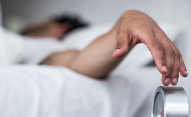 Стало известно, как дневной сон влияет на риски инфаркта и инсульта
