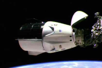 SpaceX запустила корабль Dragon к МКС