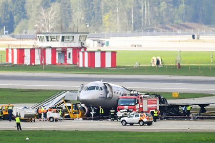 Опубликован полный список пассажиров сгоревшего в Шереметьево лайнера