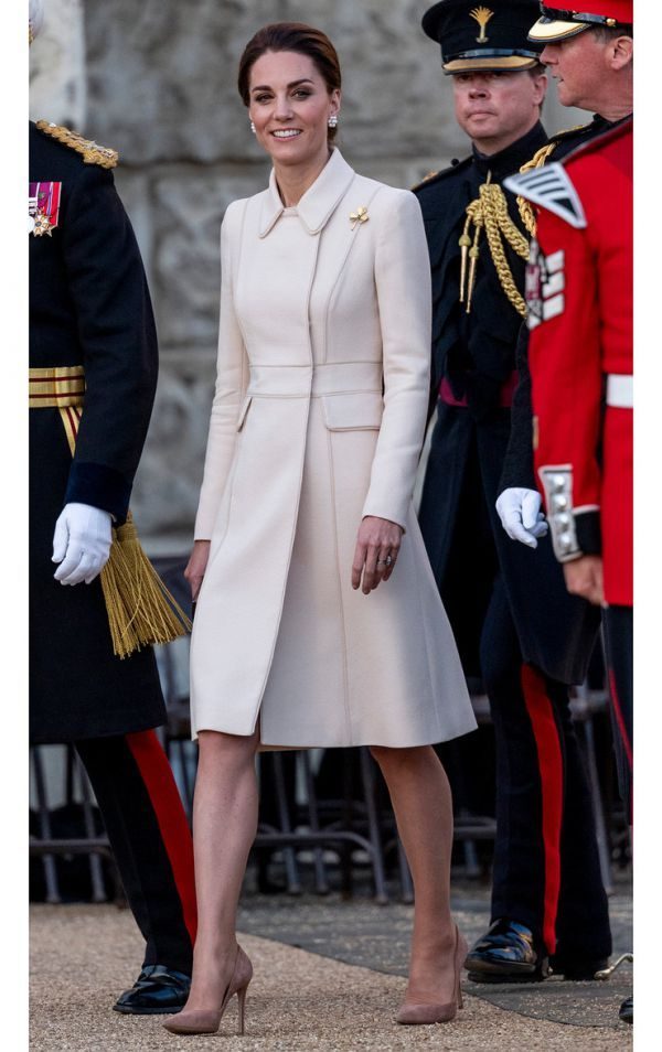 Настоящая королева: Кейт Миддлтон вышла на парад (ФОТО)