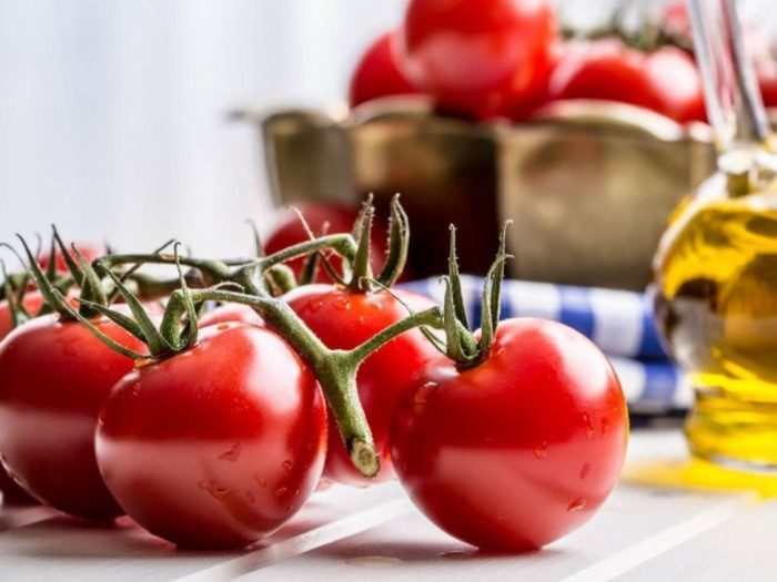 Когда нельзя есть помидоры: 7 противопоказаний от врачей