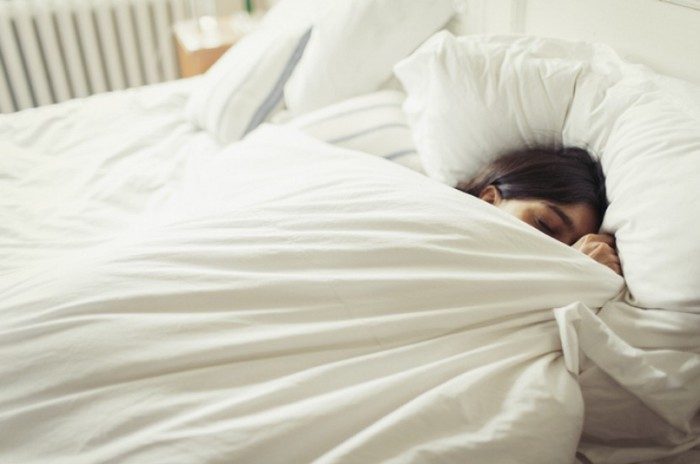 Как цвет постельного белья влияет на сон твой