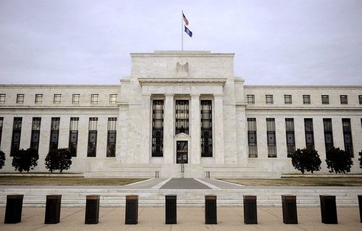 ФРС США намекает на дальнейшее снижение процентной ставки