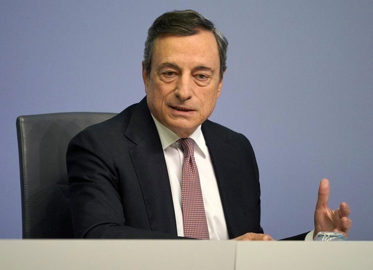 Глава ЕЦБ рассказал о вероятности дефляции в еврозоне