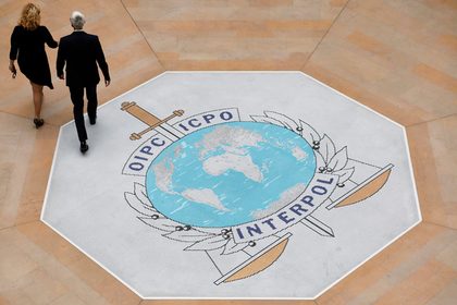 Интерпол отреагировал на просьбу России помочь найти шпиона Смоленкова