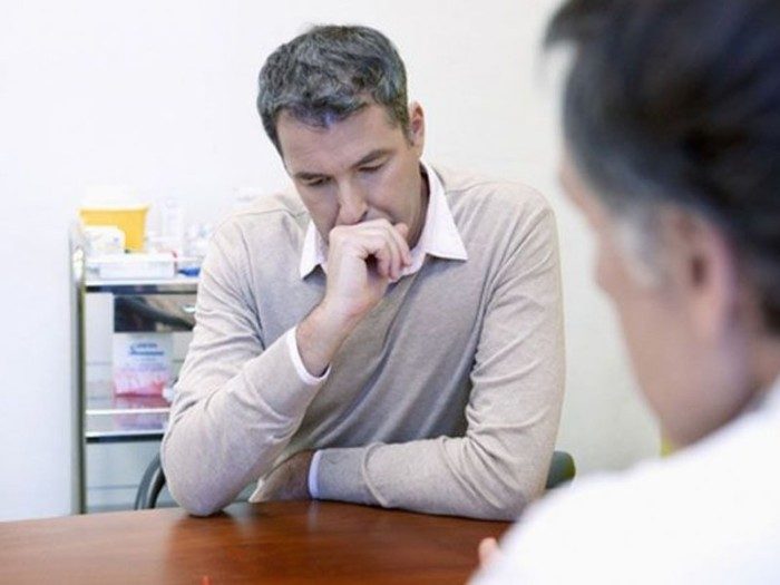 12 ознак раку у чоловіків, які вони часто ігнорують