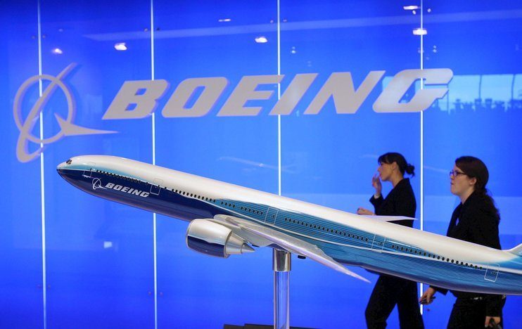 S&P ухудшило прогноз по рейтингам Boeing