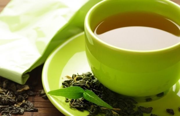 Як часте вживання зеленого чаю може вплинути на організм жінки