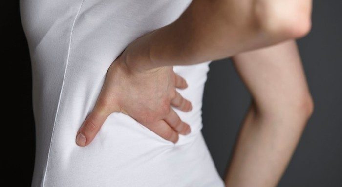 Боль в спине? 7 признаков, что пора срочно бежать к врачу