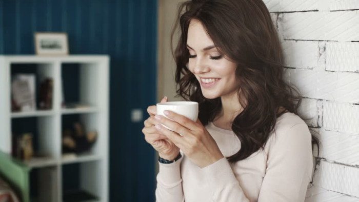 Как частое употребление кофе влияет на женское здоровье
