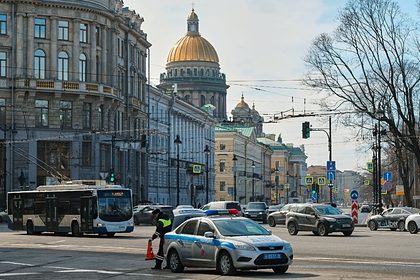 В Петербурге заявили об ухудшающейся с каждым днем обстановке с коронавирусом