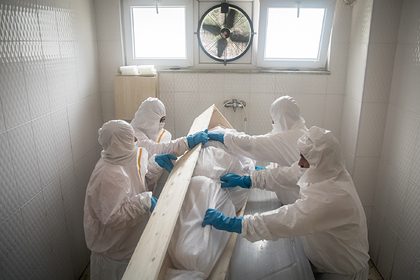 Патологоанатомы заметили неожиданные изменения в телах умерших от коронавируса