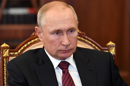 Путин поручил провести массовую бесплатную вакцинацию россиян