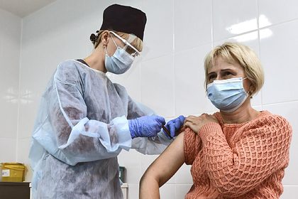Собянин объявил о начале вакцинации против коронавируса новых групп граждан