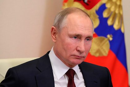Путин заявил о способности интернета разрушить общество изнутри
