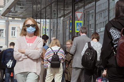 В России опровергли начало третьей волны COVID-19