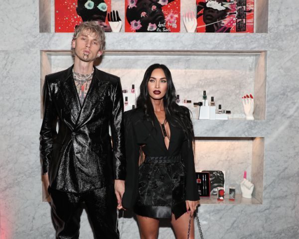 Machine Gun Kelly і Меган Фокс приміряли образ Дракули і сексуальної подружки (ФОТО)