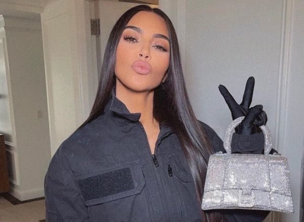 Кім Кардашьян продовжує експерименти зі стилем (ФОТО)