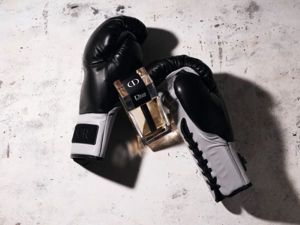 Роберт Паттінсон представив найзухваліший аромат для чоловіків