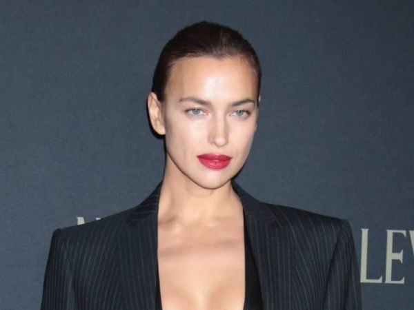 Ірина Шейк повернулася на подіум після затишшя (ФОТО)