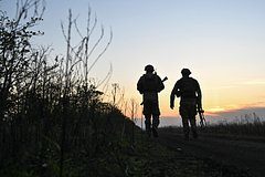 Россиянам показали тело найденного в курском приграничье бойца ВСУ