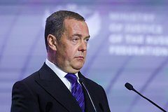 Медведев отреагировал на угрозы Трампа в адрес БРИКС