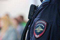 В Подмосковье мужчина напал на двух школьниц