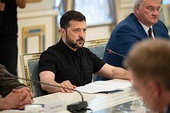 На Украине рассказали о трехэтапном плане свержения Зеленского. Что в него входит и кто за ним стоит?