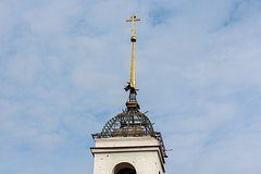 Священник заявил о продаже в Европе украденных в Курской области икон