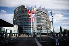 В Евросоюзе раскрыли срок начала переговоров о вступлении Украины и Молдавии в ЕС