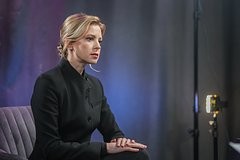 Психотерапевт объяснил смену имени Поклонской