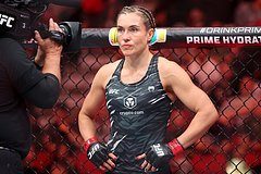 Живущая в США девушка-боец UFC рассказала о попытках уговорить мужа поехать в Россию