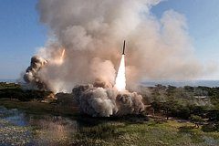 Северная Корея выпустила баллистическую ракету в сторону Японского моря
