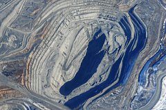 Евросоюз ввел санкции против российского добытчика золота